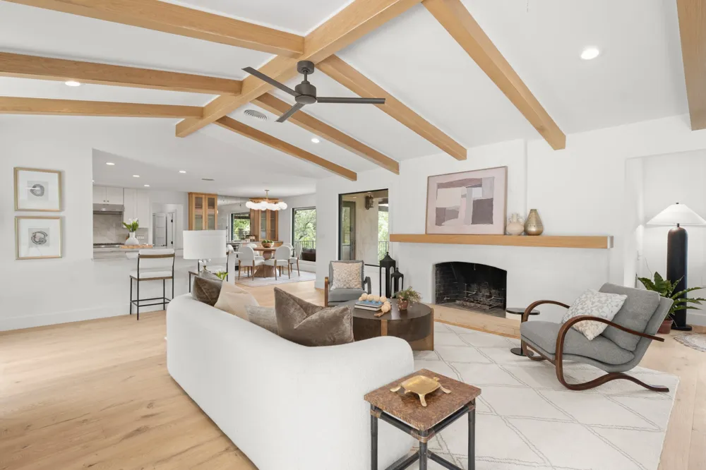 1414 Redbud Trail