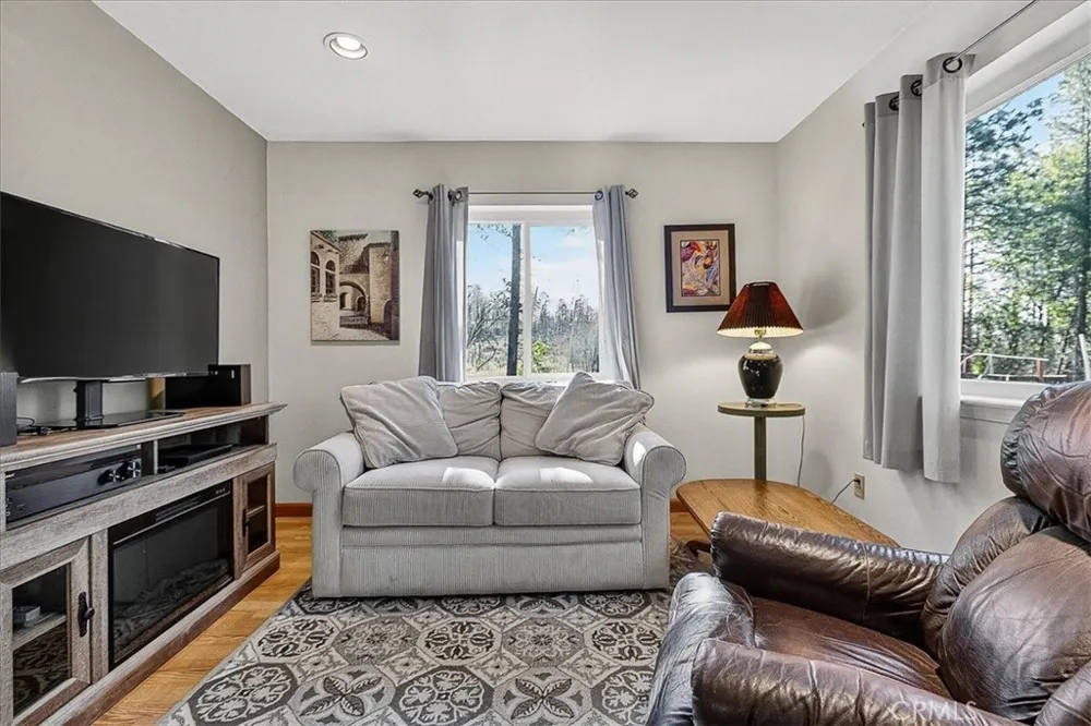 16 Mendocino Chico, CA 95973