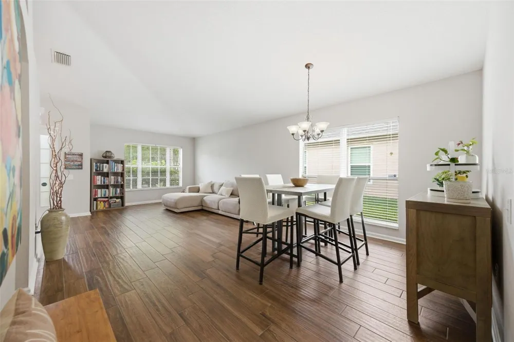25114 LEXINGTON OAKS BOULEVARD Wesley Chapel, FL 33544