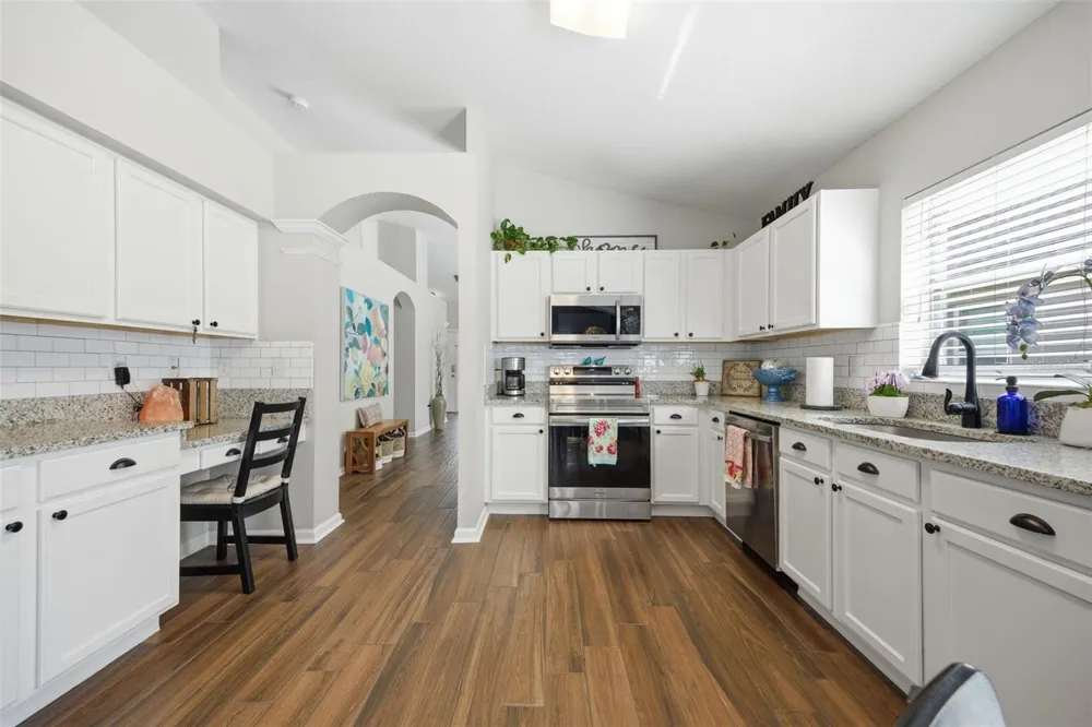 25114 LEXINGTON OAKS BOULEVARD Wesley Chapel, FL 33544
