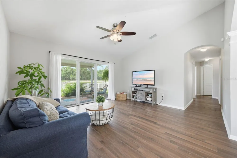25114 LEXINGTON OAKS BOULEVARD Wesley Chapel, FL 33544