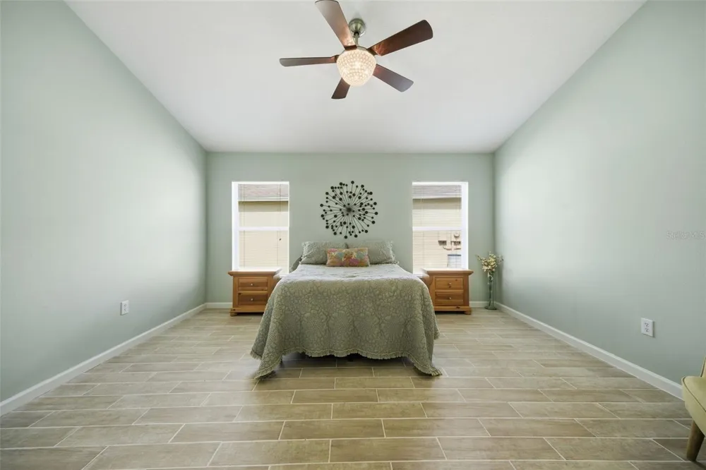 25114 LEXINGTON OAKS BOULEVARD Wesley Chapel, FL 33544