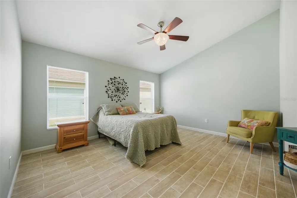 25114 LEXINGTON OAKS BOULEVARD Wesley Chapel, FL 33544