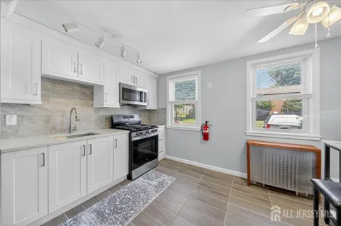 513 Brooklawn Avenue #B1