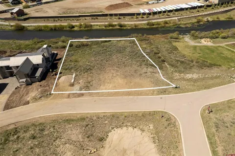 130 Pyramid Ave