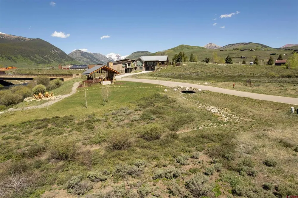 130 Pyramid Ave Crested Butte, CO 81230