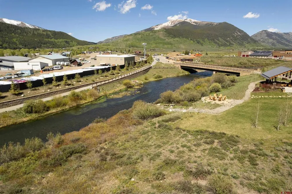 130 Pyramid Ave Crested Butte, CO 81230