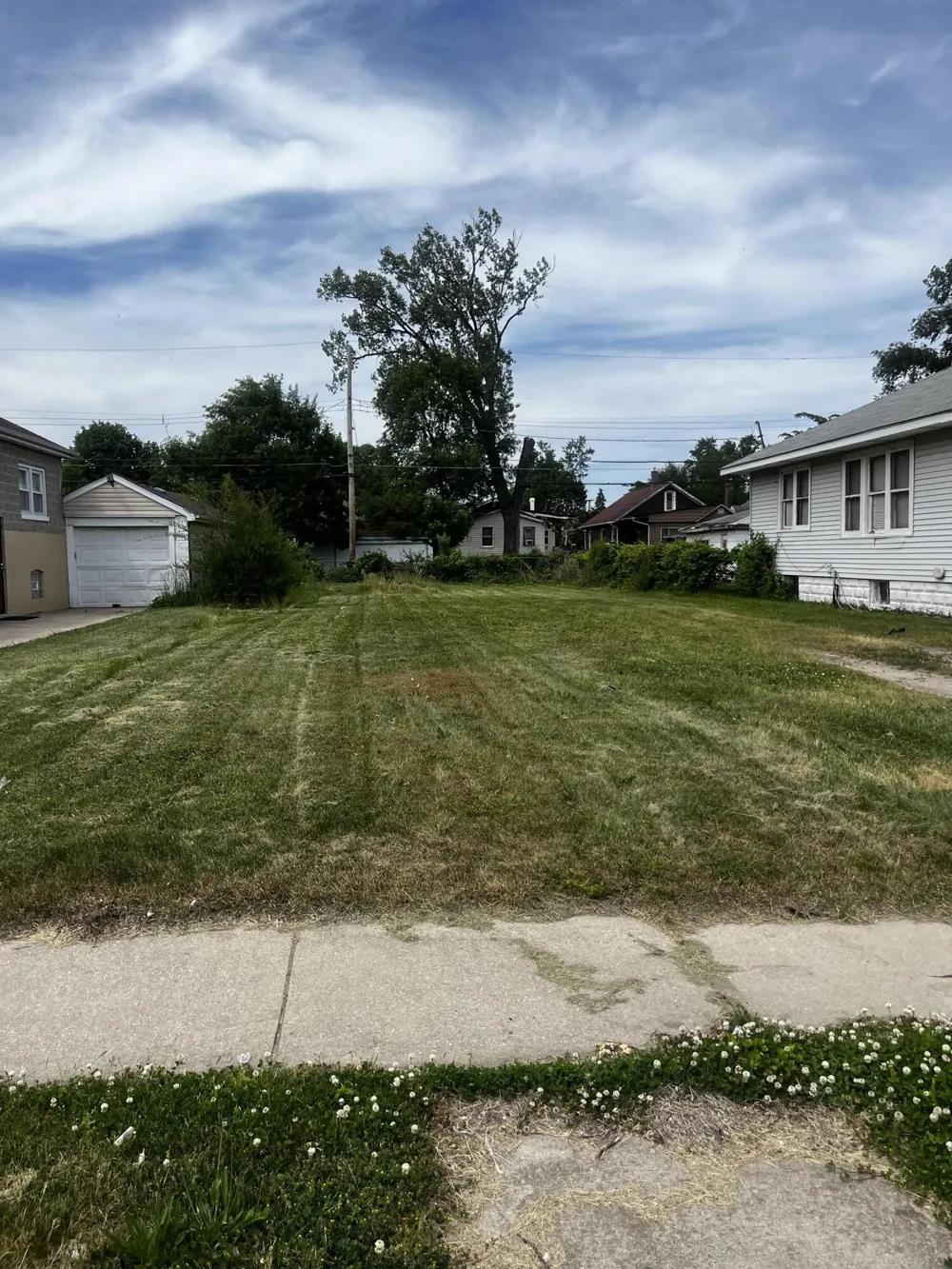 927 Eaton Street Hammond, IN 46320