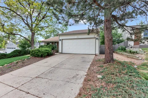 5892 W 75th Place
