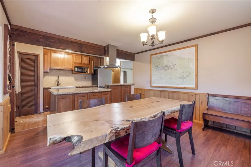 773 Sunset Sugarloaf, CA 92386