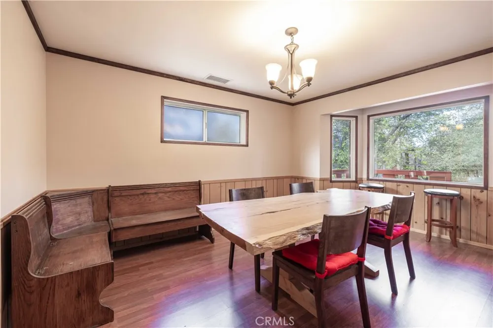 773 Sunset Sugarloaf, CA 92386