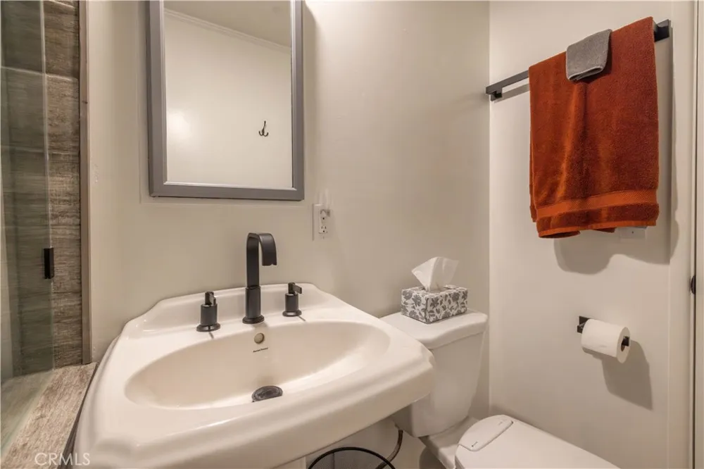 773 Sunset Sugarloaf, CA 92386