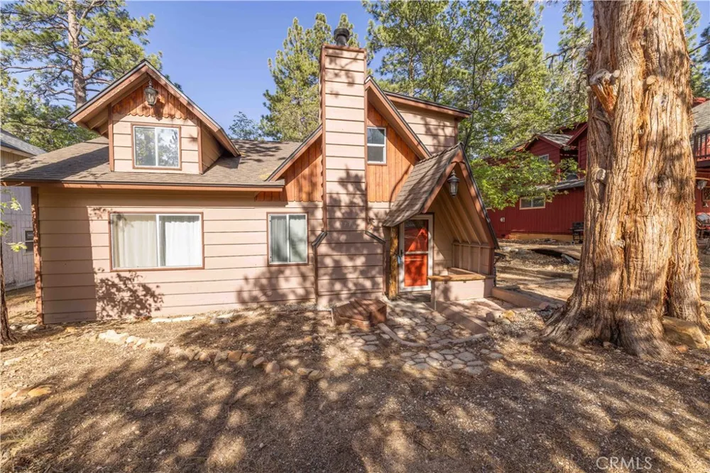 773 Sunset Sugarloaf, CA 92386
