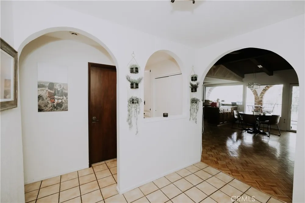 29392 Big Range Canyon Lake, CA 92587