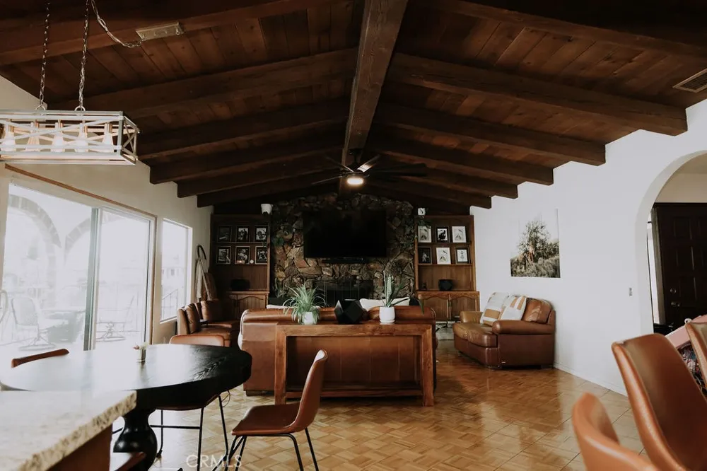 29392 Big Range Canyon Lake, CA 92587