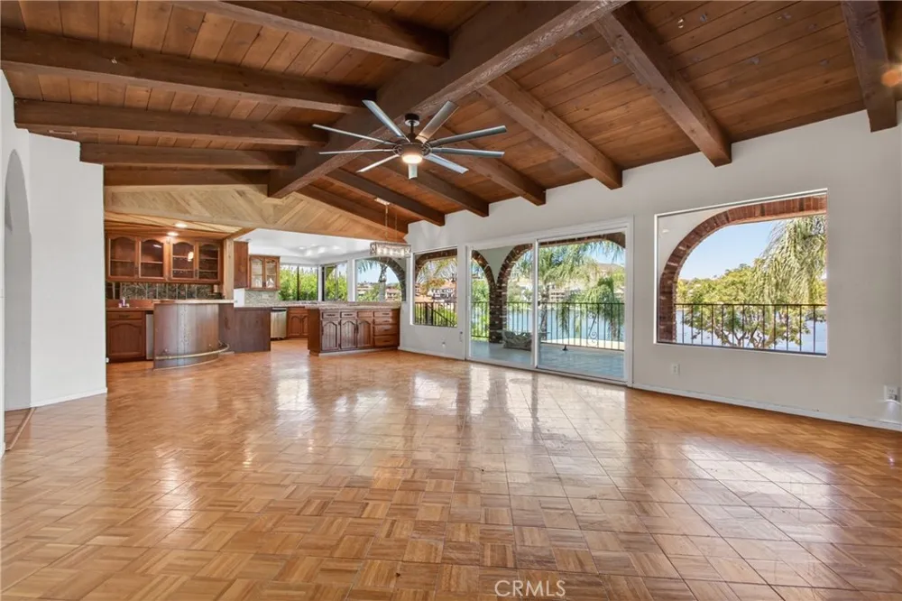 29392 Big Range Canyon Lake, CA 92587