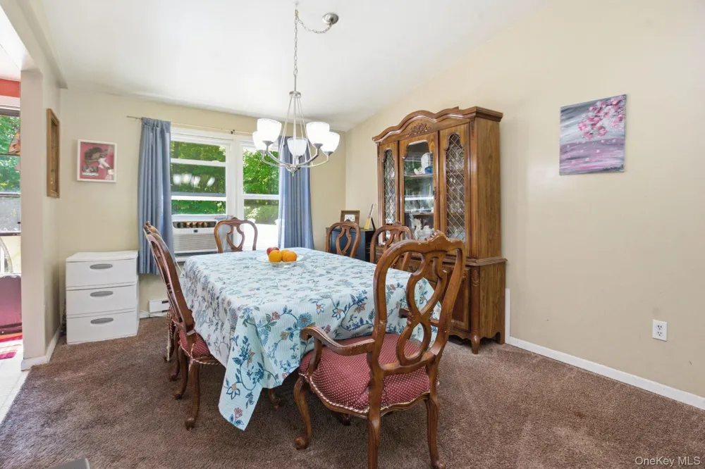 19 Taurat Place Mahopac, NY 10541