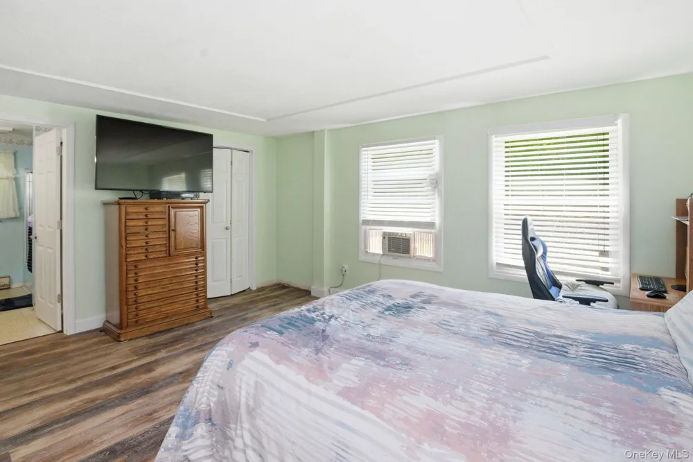 19 Taurat Place Mahopac, NY 10541
