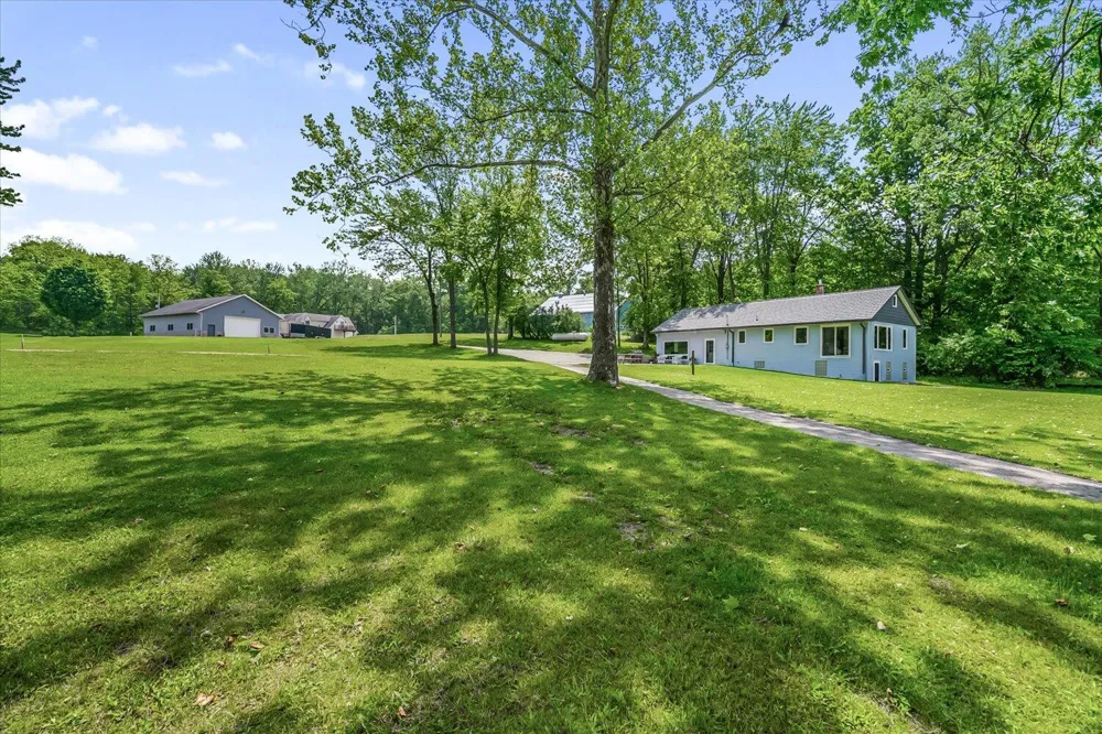 13754 45th Street Bloomingdale, MI 49026