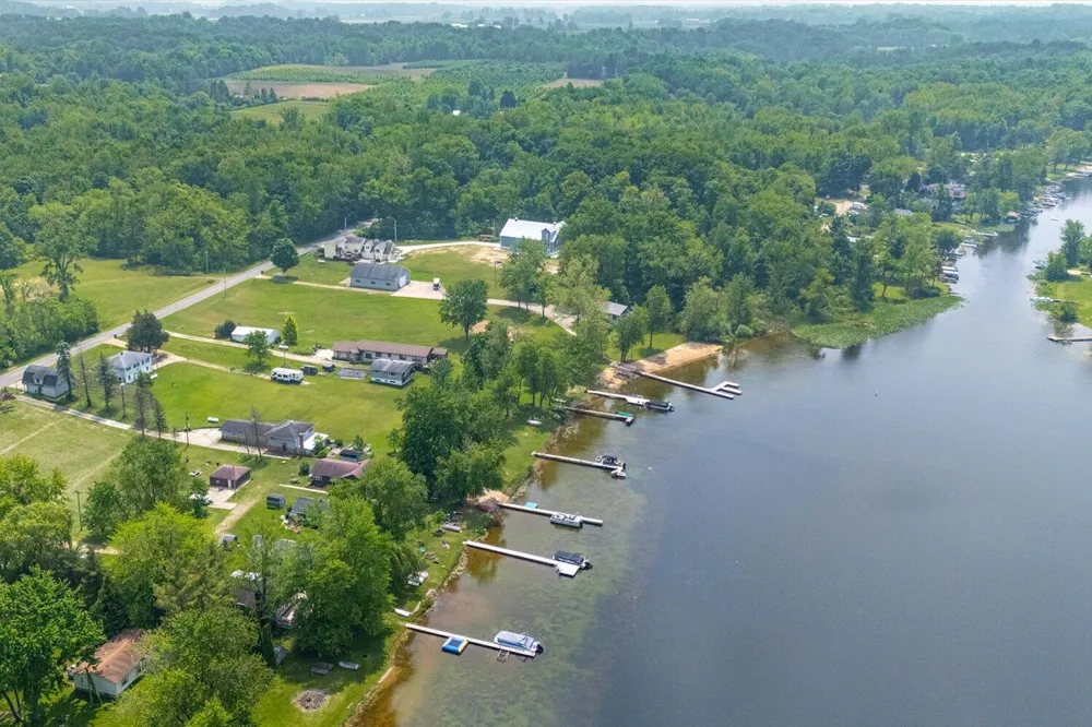 13754 45th Street Bloomingdale, MI 49026