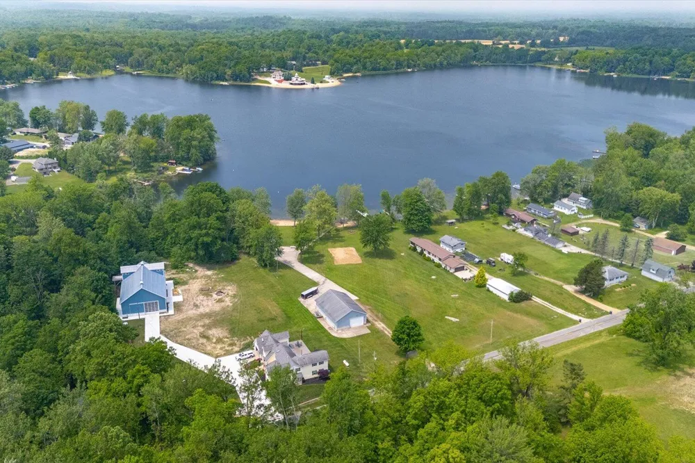 13754 45th Street Bloomingdale, MI 49026