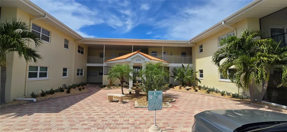 175 55TH AVENUE #204 St Pete Beach, FL 33706
