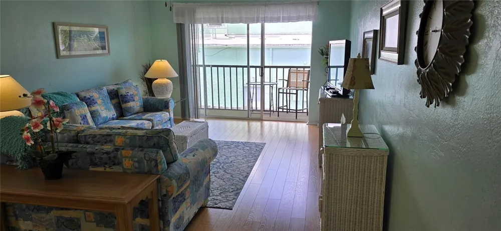 175 55TH AVENUE #204 St Pete Beach, FL 33706