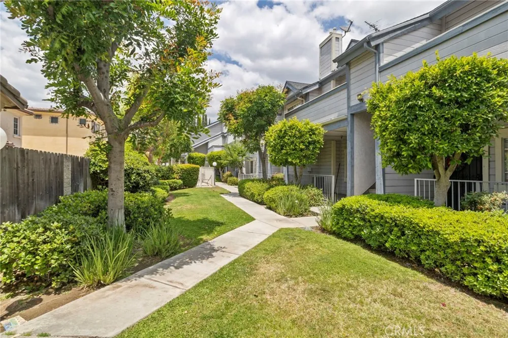 343 W Central #J Monrovia, CA 91016