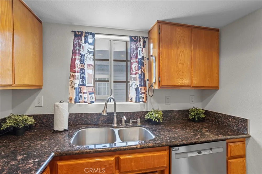 343 W Central #J Monrovia, CA 91016