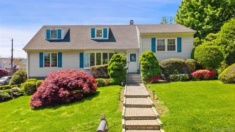 9 White Plains Avenue