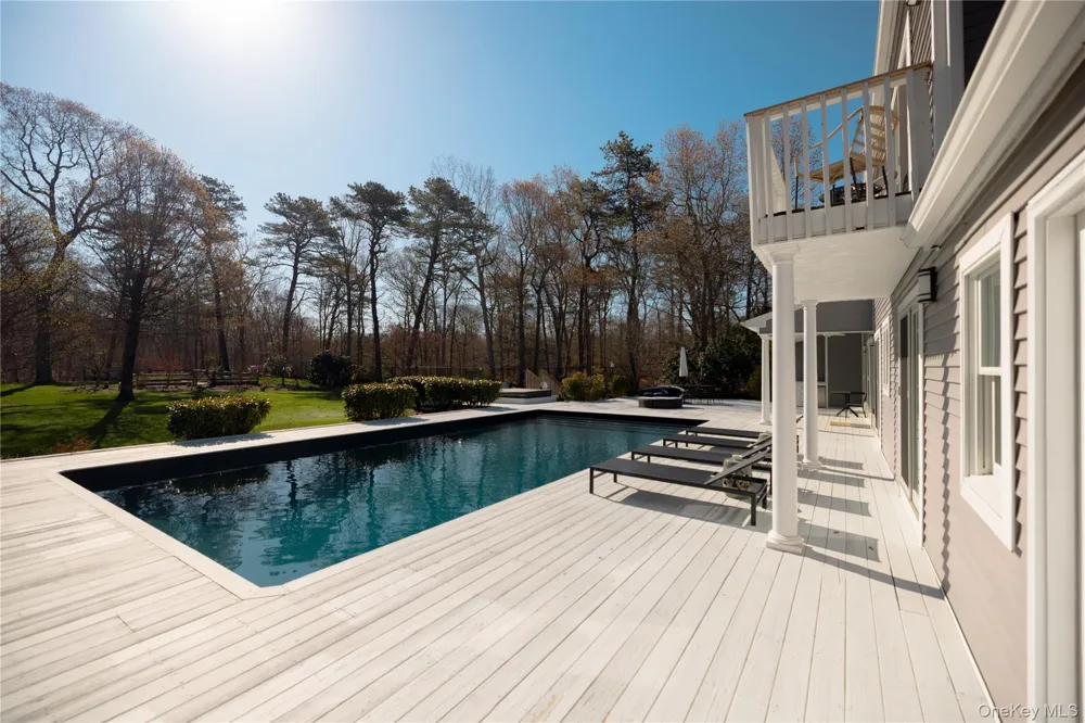 220 Pleasure Drive Riverhead, NY 11901