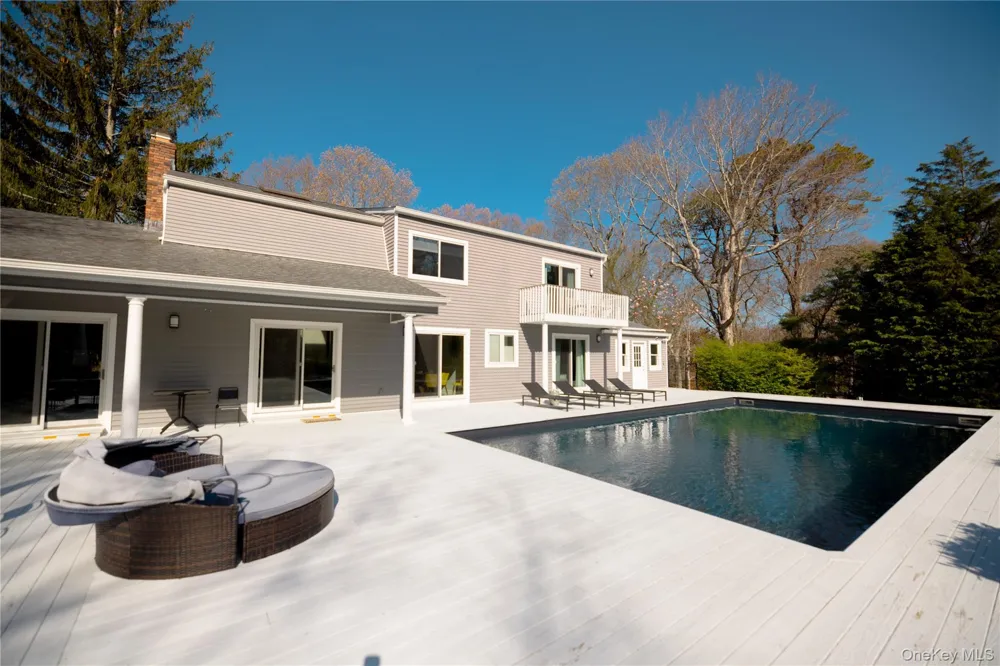 220 Pleasure Drive Riverhead, NY 11901