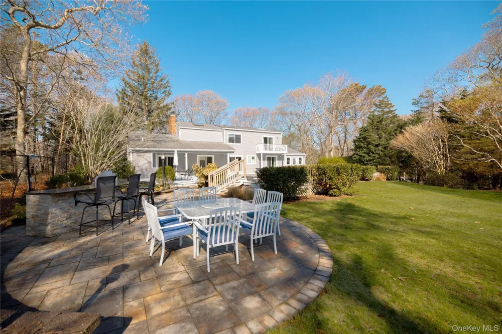 220 Pleasure Drive Riverhead, NY 11901