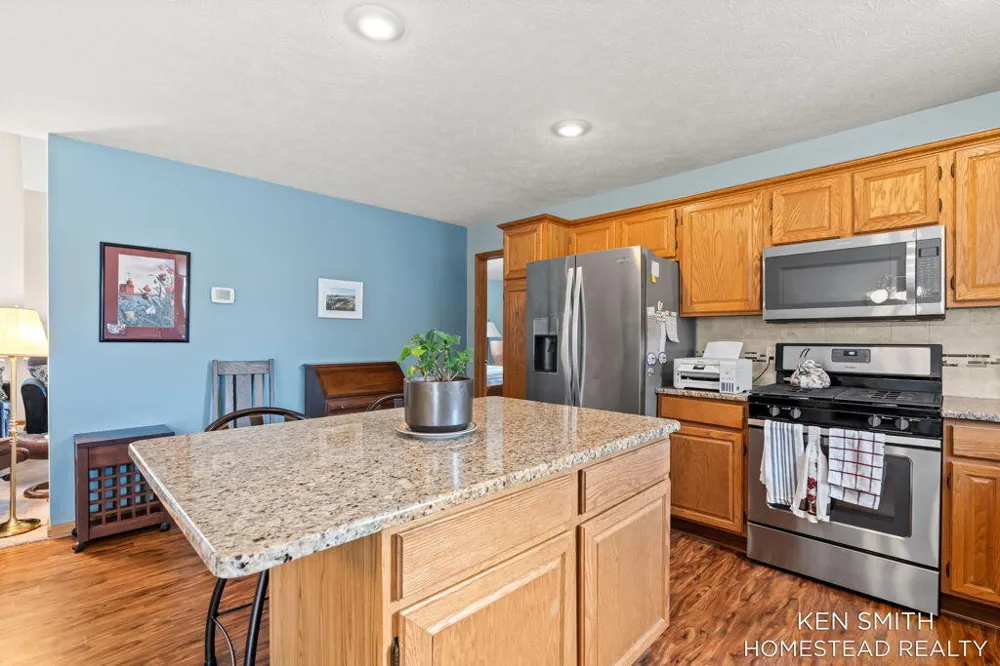 5131 Windybrook Drive SW Wyoming City, MI 49418