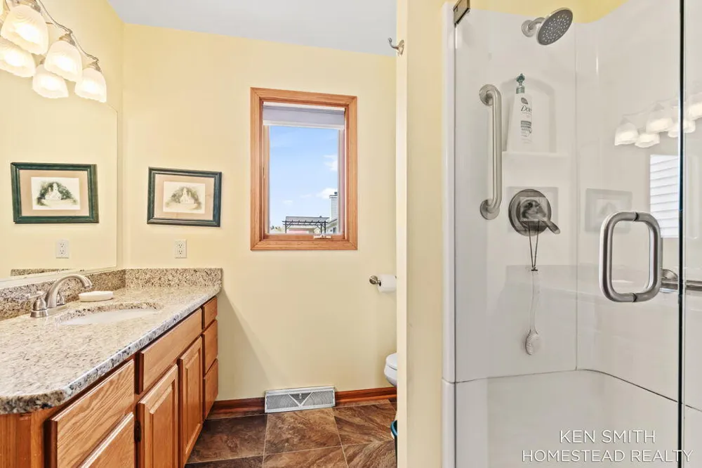 5131 Windybrook Drive SW Wyoming City, MI 49418