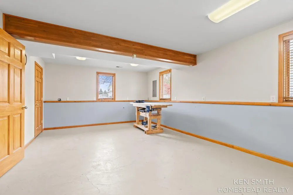 5131 Windybrook Drive SW Wyoming City, MI 49418