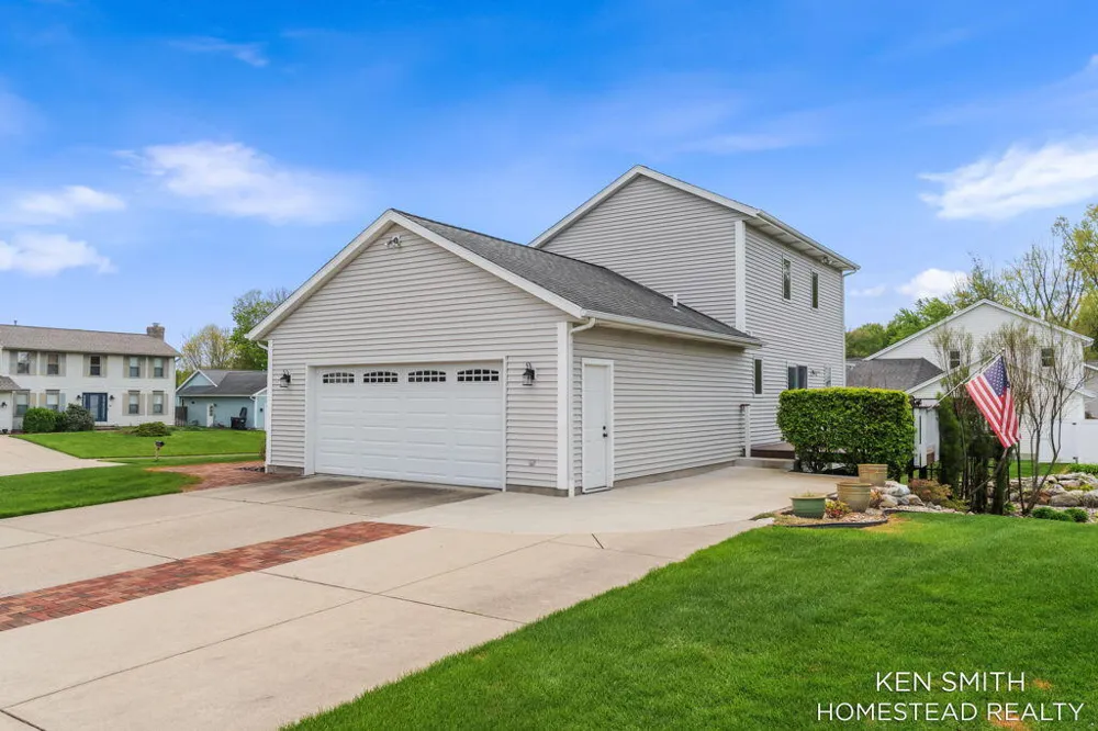 5131 Windybrook Drive SW Wyoming City, MI 49418