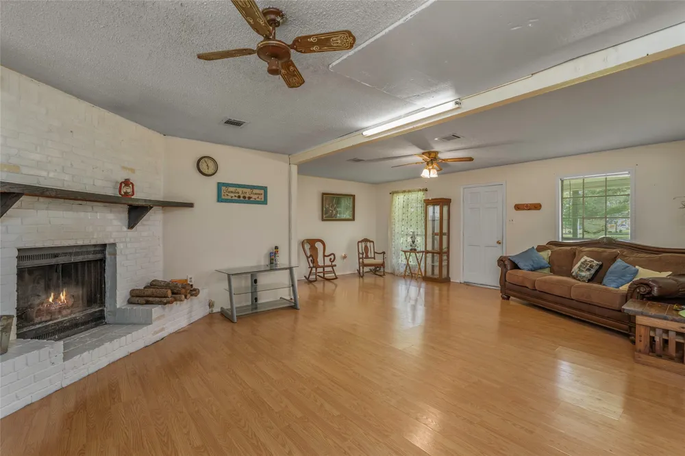 155 Jones Lane Benton, LA 71006
