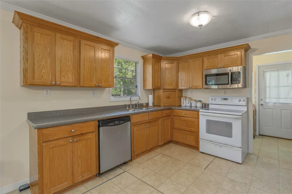 155 Jones Lane Benton, LA 71006