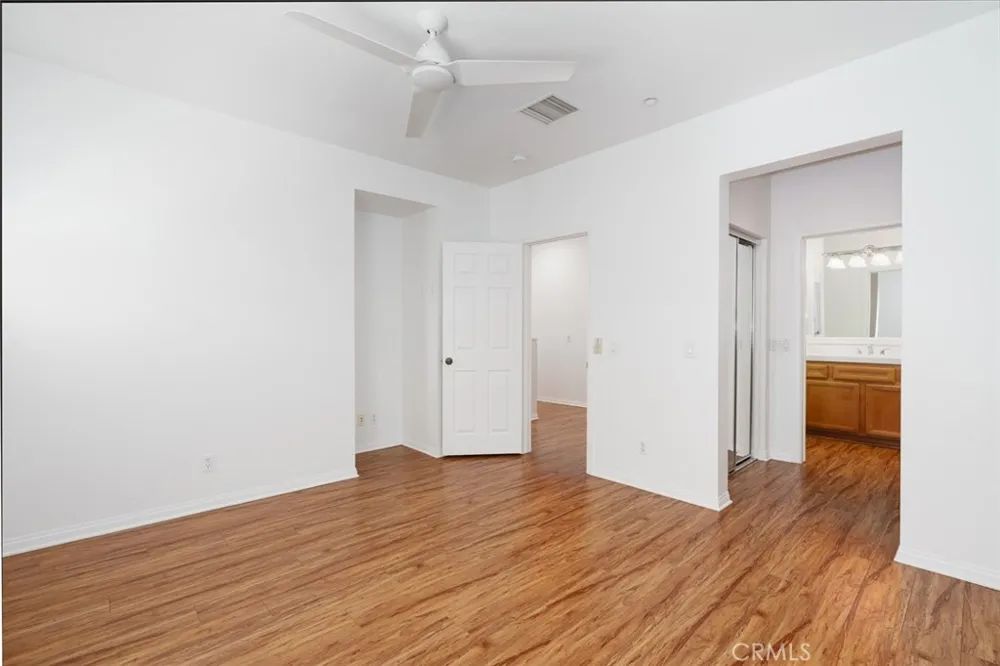 127 Jadestone Irvine, CA 92603