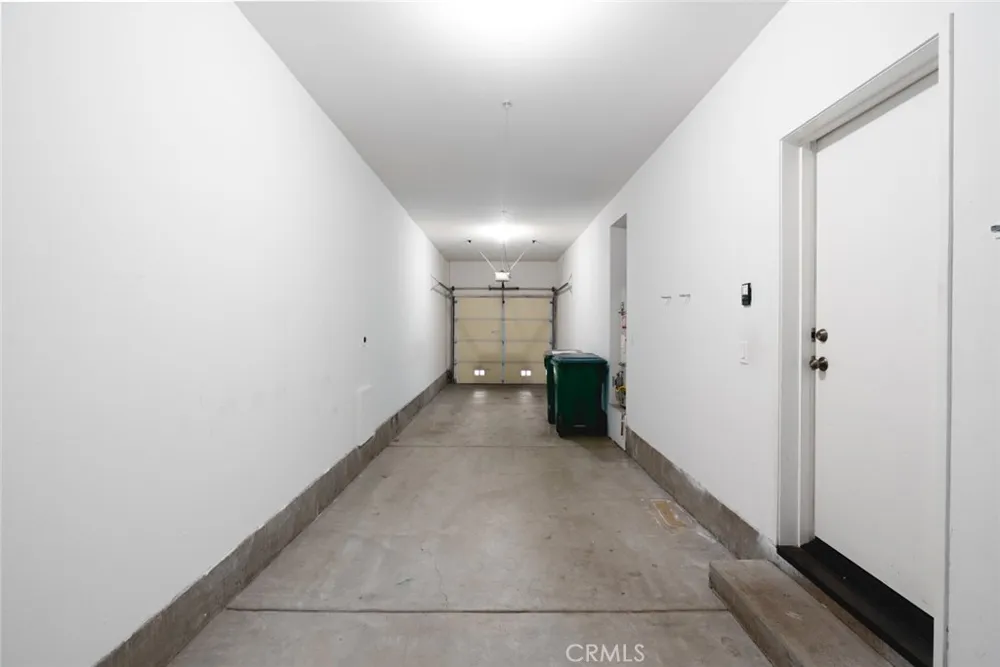 127 Jadestone Irvine, CA 92603