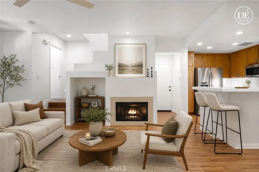 127 Jadestone Irvine, CA 92603