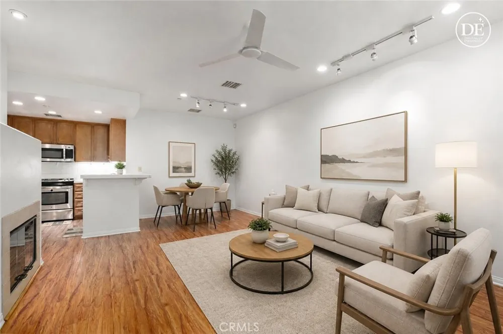 127 Jadestone Irvine, CA 92603