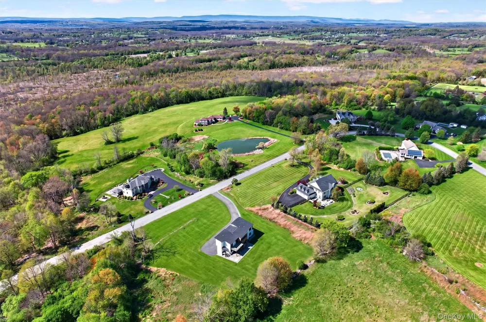 15 White Tail Drive Goshen, NY 10924