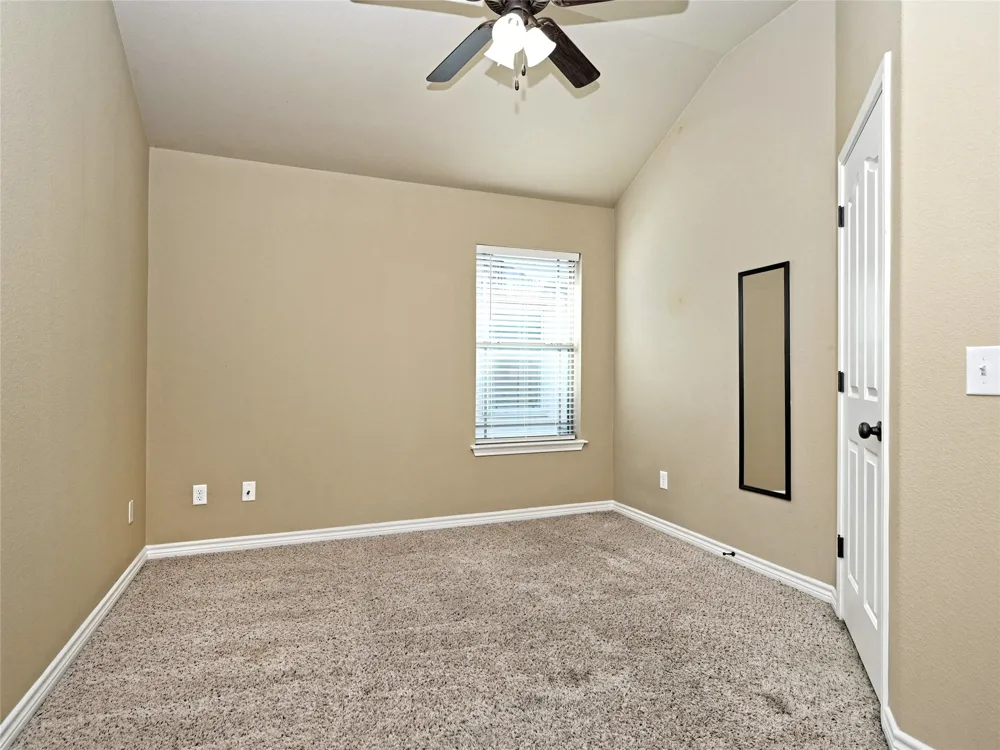 224 Geode Lane Jarrell, TX 76537