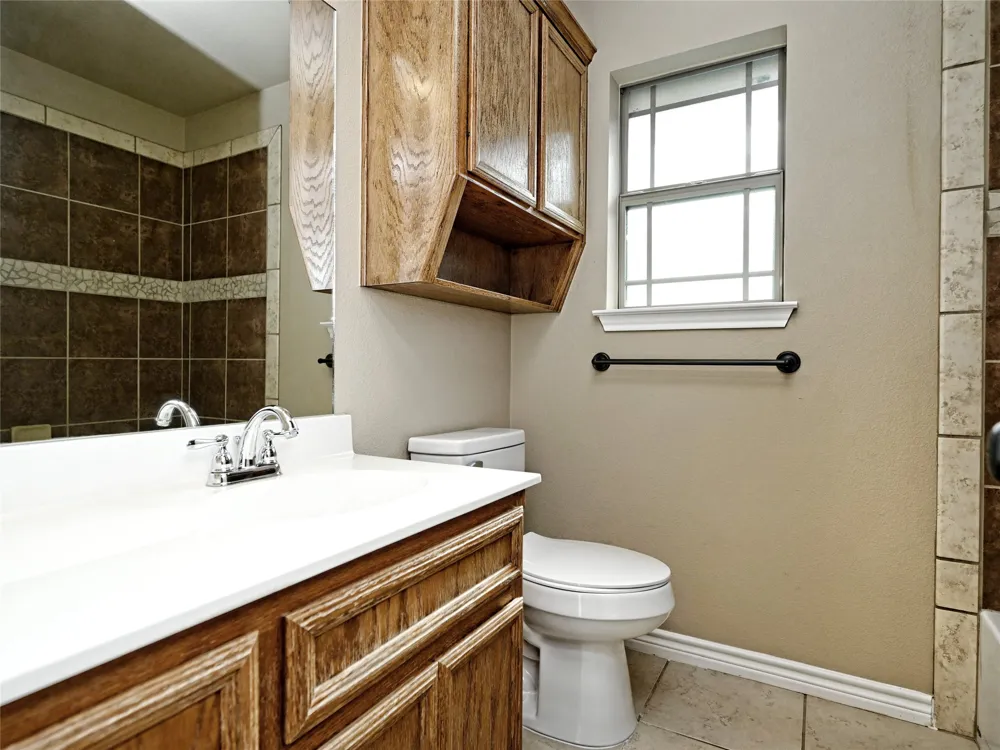 224 Geode Lane Jarrell, TX 76537