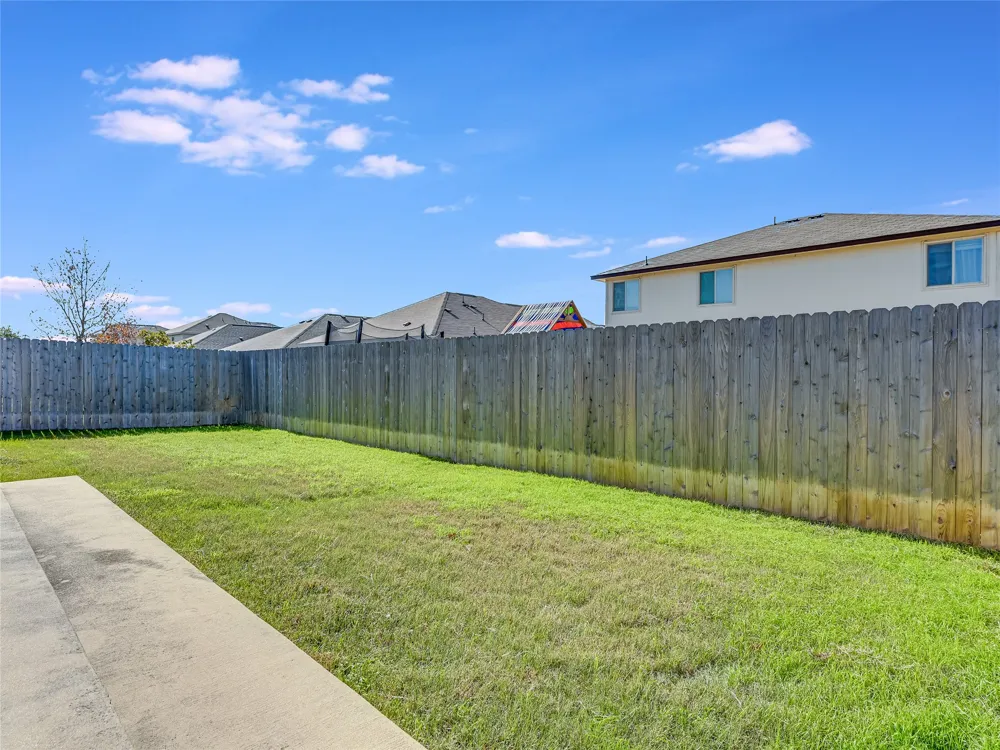 224 Geode Lane Jarrell, TX 76537