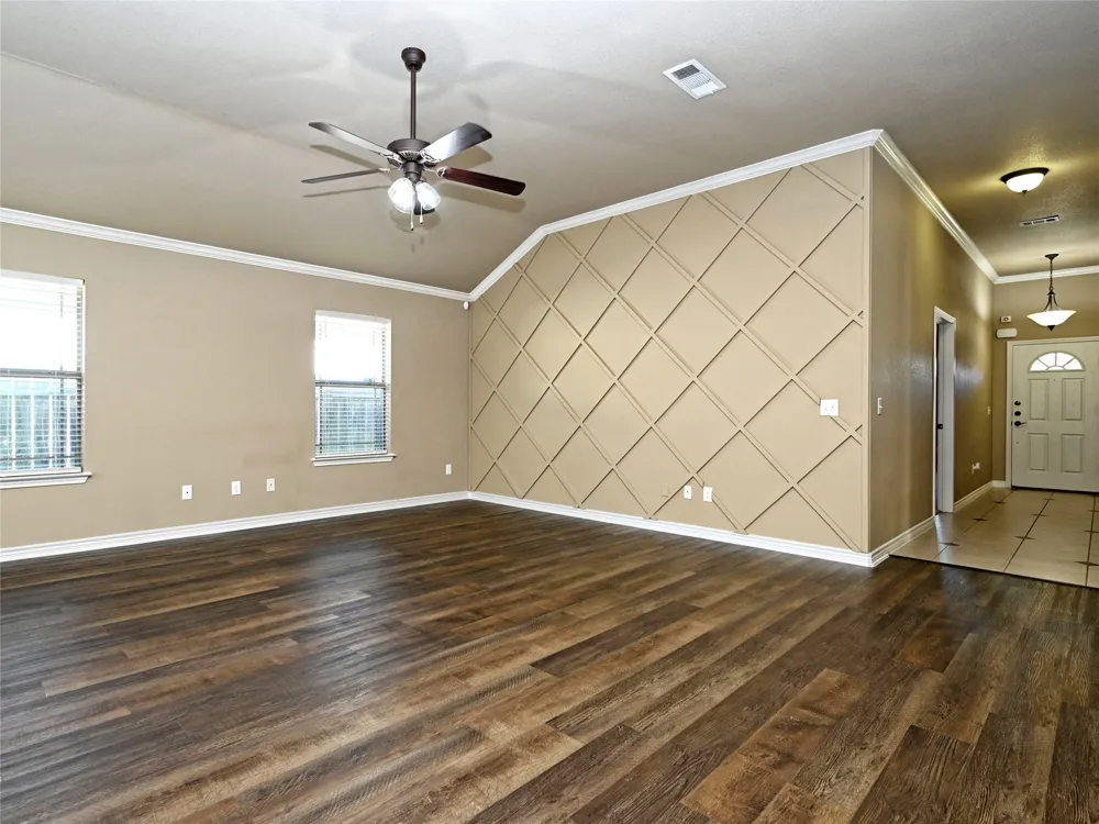 224 Geode Lane Jarrell, TX 76537
