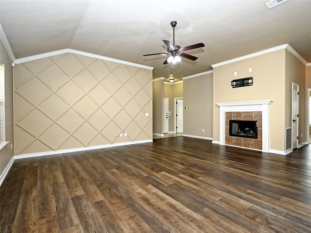 224 Geode Lane Jarrell, TX 76537