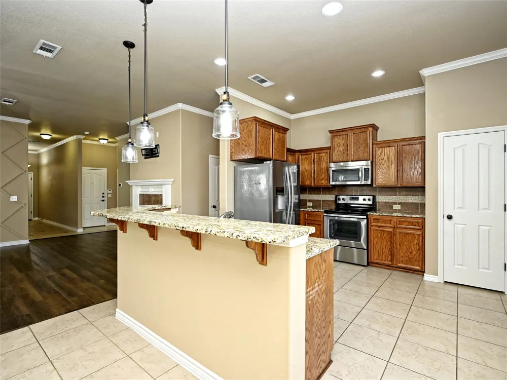224 Geode Lane Jarrell, TX 76537